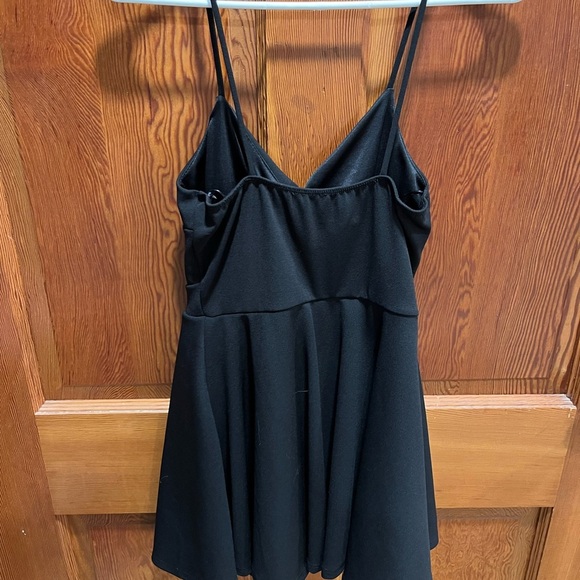 Windsor Black Trendy Twist-Front Skater Romper - Picture 6 of 6